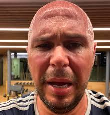 Since there was a call for more thirst traps from men.. Completed my long  run for my first week of marathon training. Longest I've ever ran (till  next week). Aside from some