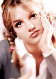 Résultat de recherche d'images pour "britney spears baby one more time"