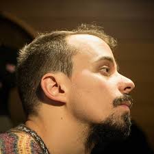 студенты XII академии