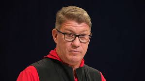 Phillies' Hoskins out for season with abdominal tear