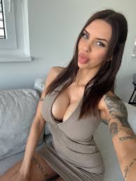 OnlyFans Model in gay porn - FameRegistry.com