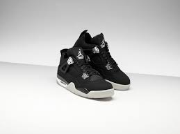 How to buy jordans online on release date : Air Jordans Sell For As Much As 20 000 On Stockx Stadium Goods