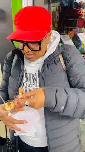 Thank you to Chef Vivid of Vivid’s Sweet Toof for believing in our Vision.  Everyone LOVED your desserts #arakusaclothing #vividssweettoof #chefvivid  #desserttable