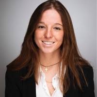 2000+ perfiles de «Beatriz De»