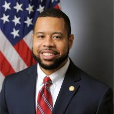 I'm happy to share that I'm starting a new position as Commander, 525  Expeditionary Fighter Generation Squadron at Pacific Air Forces!