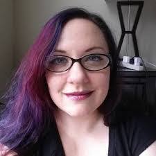 Mara Lovelace's Instagram, Twitter & Facebook