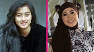 Kenangan desy ratnasari bersama alm nike ardillatalk show malam yang akan memberikan informasi dan hiburan, bersama arie untung dan hesty purwadinata serta. Desy Ratnasari Berlakukan Jam Malam Bermain Gadget Untuk Anak Theasianparent Indonesia