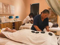 After a long day we all need a perfect hot stone massage✨✨💫 For Enquiries,  DM or call 08099930000 Or send a Dm You can also make your bookings on;  fresha.com/book-now/rejuvenee-spa-wellness-center-bdou8tha/all-offer?pId=201484  #reelsinstagram ...
