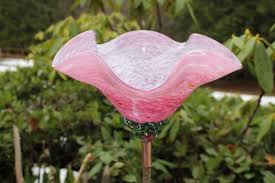 See more ideas about glass flowers, flower plates, yard art. Cranberry Pink Hand Blown Glass Flower Garden Art Sculpture Etsy Hand Blown Glass Art Garden Art Sculptures Glass Blowing
