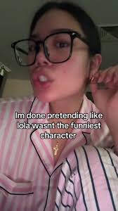 Gabby Murray and Lola Tung