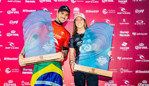 Find the perfect gabriel medina surfista stock photos and editorial news pictures from getty images. Gabriel Medina Caroline Marks Win Rip Curl Narrabeen Classic The Inertia