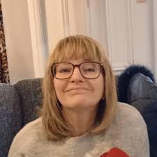 How to potty train a 16-week-old Australian Labradoodle to go outside