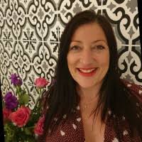 100+ perfiles de «Amanda Rae»