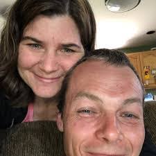 Amanda Soucie's Instagram, Twitter & Facebook