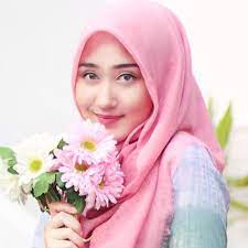 Fellia Adika Anggita Biografi Dian Pelangi