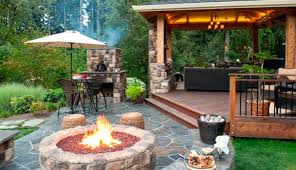 Backyard mansions builds custom outdoor playhouses, she sheds, man caves, pub sheds, mobile patio bars, and other backyard entertainment structures. 10 Best Backyard Bar Designs Esp Metal Products Crafts