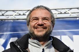 May 29, 2021 · coprifuoco mattia santori matteo salvini claudio borghi aquilini. Claudio Borghi Aquilini Il Brillante Economista Della Lega E I Mini Bot Europa Cristiana