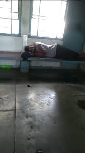 Gay Indian College Student Wanks OFF On Public Train! - ThisVid.com