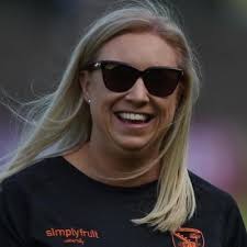 Claire Shields (@ClaireArmagh)