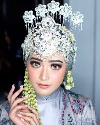 Siger Sunda Mahkota Sang Pengantin Pasundan Yang Memiliki Makna Mendalam