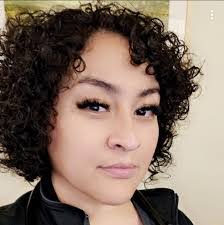 Raquel Puentes's Instagram, Twitter & Facebook