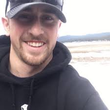 Dustin James Gurden (@DJGurden82)