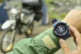 バイクで使うともう手放せない カシオの最新スマートウォッチ Protrek Smart Wsd F30 を徹底解説 2 2 Webオートバイ