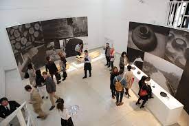 For a long time, the salone del mobile, like everyone knows, has become the global benchmark for the home furnishing sector. Milano Salone Japan Creative