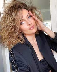 How much of paola turani's work have you seen? Paola Turani Chi E Biografia Foto E Profilo Instagram