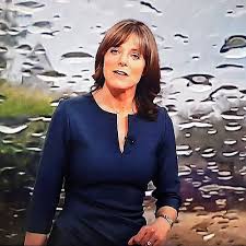 She previously served as a weather presenter at central television, lbc in london, and the uk weather channel. Louise Lear Bbc Weather Itv Presenters Tv Presenters