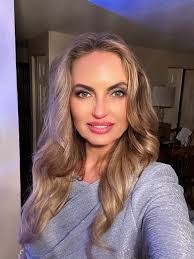 Cheryl Doss's Instagram, Twitter & Facebook