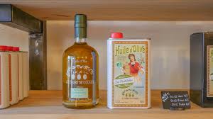 Vous pouvez réserver l'huile d'olive pour les salades, puisqu'elle supporte. A L Ombre De L Olivier Boutique D Huiles D Olives Et Cosmetiques