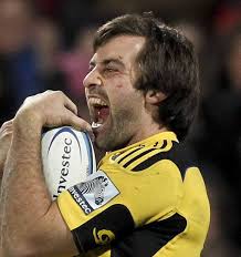 Rugby: Hurricanes name team for final home game