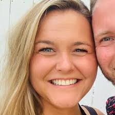 Molly Perkins and Austin Parks's Wedding Website