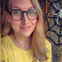 Abigail Cobb's Instagram, Twitter & Facebook