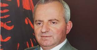 Koronavirusi i merr jetën ushtarakut të lartë të Forcave të Armatosura