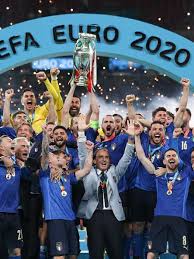 Barcelona (9), milan (7), real madrid (7), liverpool (6) e sevilha (6). Conmebol E Uefa Pensam Em Supertaca Intercontinental