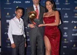 After winning the nations league title, cristiano ronaldo was the first player in history to conquer 10 uefa trophies. Ø±ÙˆÙ†Ø§Ù„Ø¯Ùˆ ÙŠØ´ÙƒØ± ØµØ¯ÙŠÙ‚ØªÙ‡ Ø¬ÙˆØ±Ø¬ÙŠÙ†Ø§ Ø¨Ø¹Ø¯ Ø­ØµÙˆÙ„Ù‡ Ø¹Ù„Ù‰ Ø¬Ø§Ø¦Ø²Ø© Ù„Ø§Ø¹Ø¨ Ø§Ù„Ù‚Ø±Ù† Ø§Ù„Ù…ØµØ±ÙŠ Ø§Ù„ÙŠÙˆÙ…