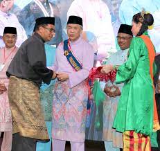 Gopalan, a breast cancer scientist and pioneer in her own right, received her doctorate the same year vice president harris was born. Sri Lankan Receives Award From Malaysian Deputy Pm Lanka Reporter
