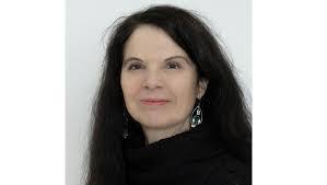 Elizabeth Pion's Instagram, Twitter & Facebook