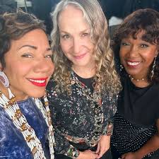 Last night's Annual John Lennon Tribute at Symphony Space was so much fun  as it is every year. Was so happy to see the inimitable Everett Bradley (of  HOLIDELIC which you should