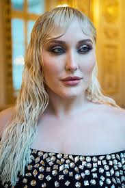 About 1 — Hollywood & Mind