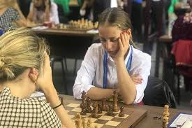 &tradition bridges old and new by creating furniture, lighting and interior objects with timeless appeal. Schacholympiade Russische Frauen Unterliegen Usbekistan Chessbase