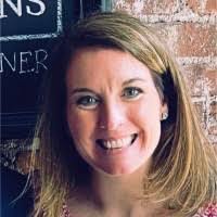 Liz Weeks's Instagram, Twitter & Facebook