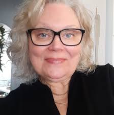 Canadian-made eco-friendly laundry detergent and fabric softener