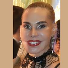 La rapera Megan Thee Stallion no podía disimular su cara de incomodidad  ante la falta de respeto de la modelo…