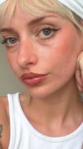 Out and about with @lauren__isabel_ and the Duo Stick in Cheeks and Rosy  Glow. , Complete the look using the Soft Shape Lip Liner in Neutral Brown  and the Jelly Treat Lip Oil in Jam.