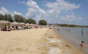 It is never crowded here. Plazh Chernomorec Yug S Nov Koncesioner Chadr 8 Leva Ikonomika Novini Ot Blgariya I Sveta Offnews Bg