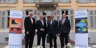 Swift bic code of deutsche bank ag is provided by world bank. Leverkusen Bergisch Gladbach Nach Fusion Vr Bank Bergisch Gladbach Leverkusen Prasentiert Geschaftsergebnis Rheinische Anzeigenblaetter De