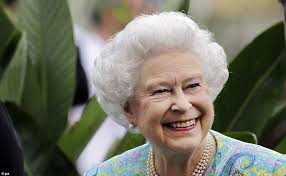 60 years of the Queen at Chelsea Flower Show: As one of Her Majesty's  favourite events celebrates its 100th year, FEMAIL looks back at some of  her happiest times at the world